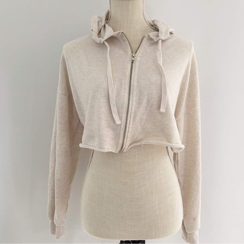 Lilyful Cream Cropped Hoodie Long Sleeve